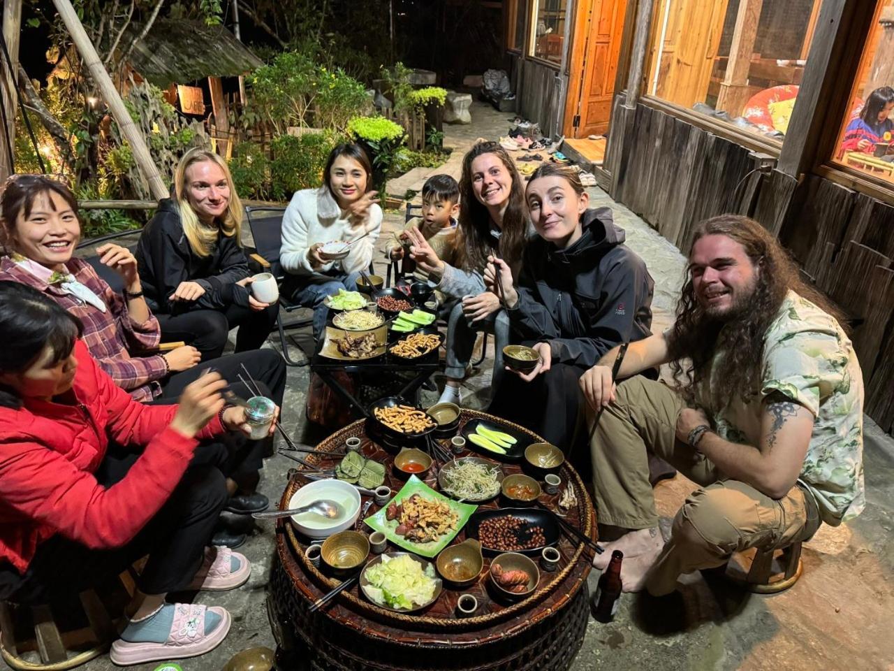 Tavan Dragon House Lao Cai Bagian luar foto