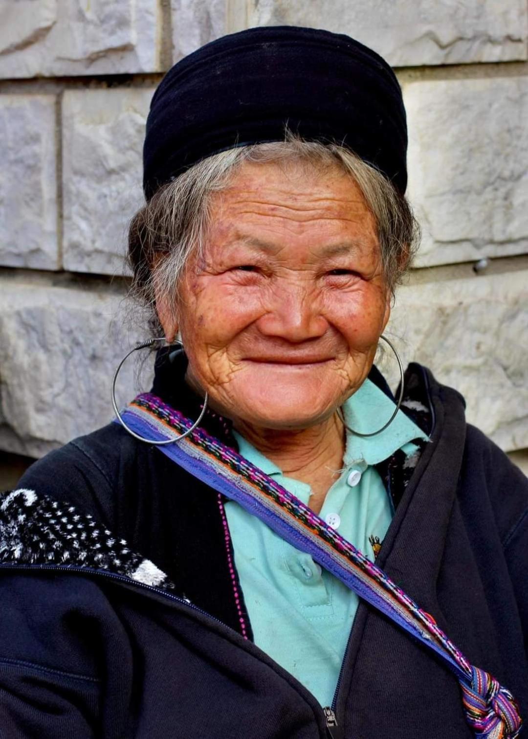Tavan Dragon House Lao Cai Bagian luar foto